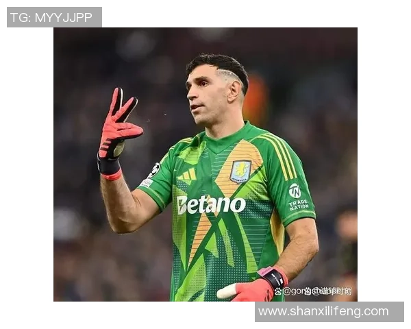 马丁内斯：从足球场上的传奇到生活中的启示与奋斗精神